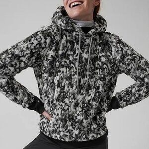 Athleta  Women's	Tugga Sherpa Jacquard Hoodie Sweatshirt XS Black and Gray